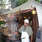 Foto: "Feira Medieval 2006 - Plaza de Azcárraga" de Fotos de Galicia