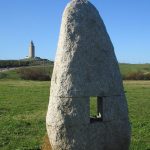 Foto: "Familia de Menhires por la Paz - Manolo Paz (Campo da Rata)" de Fotos de Galicia Foto: "Familia de Menhires por la Paz - Manolo Paz (Campo da Rata)" de Fotos de Galicia
