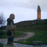 Foto: "Escultura al pie de la Torre de Hércules" de Jorge F. Nóvoa Foto: "Escultura al pie de la Torre de Hércules" de Jorge F. Nóvoa