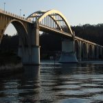 Foto: "Ponte do Pedrido al atardecer" de Yak