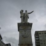 Foto: "Estatua de los Hermanos García Naveira" de Fotos de Galicia