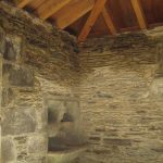 Foto: "Detalle Lavamanos del Monasterio de Caaveiro" de Fotos de Galicia Foto: "Detalle Lavamanos del Monasterio de Caaveiro" de Fotos de Galicia