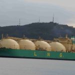 Foto: "Gasero en la ría de Ferrol" de Juan Jerez Bernabeu