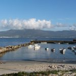 Foto: "Pequeño muelle pesquero en la entrada de Muros" de Juan Parada