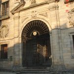 Foto: "Convento Santo Domingo de Bonaval en Santiago de Compostela" de Monabell Freire