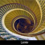 Foto: "Escalera en el Museo do Pobo Galego de Santiago" de Loreto  López Baltar