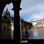 Foto: "Alrededores de la Catedral en Santiago de Compostela" de Loreto  López Baltar