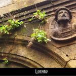 Foto: "Detalle de escultura en la fachada de Santiago de Compostela" de Loreto  López Baltar