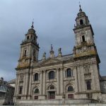 Foto: "Fachada principal de la Catedral de Lugo" de Banco de Imágenes del CNICE (Ministerio de Educación y Ciencia)