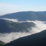 Foto: "Vista panorámica de Os Ancares en un mar de nubes" de Jorge F. Nóvoa