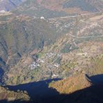 Foto: "Moreda de Caurel desde Mirador de la Devesa de Rogueira" de Jorge F. Nóvoa