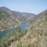 Foto: "Río Sil entre A Cubela y Castro de abaixo en Ribas de Sil" de Moncho Diéguez