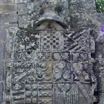 Foto: "Escudo del Palacio" de Xabier González