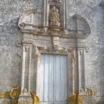 Foto: "Entrada Iglesia de Santa María de Castrelo de Miño" de Fotos de Galicia