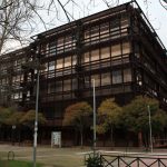 Foto: "Universidad en Ourense - "Edificio oxidado"" de Susana Blanco Perez