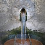 Foto: "Caño secundario de la Burga de abajo - As Burgas" de Fotos de Galicia