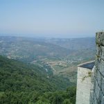 Foto: "Castillo de Castro Caldelas" de Jorge F. Nóvoa