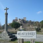 Foto: "Cruceiro antes del Castillo de Monterrey" de Maria S.V.