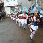 Foto: "Peliqueiros en Carnaval de Laza 2008 - Entroido de Laza" de José Carlos Pérez Foto: "Peliqueiros en Carnaval de Laza 2008 - Entroido de Laza" de José Carlos Pérez
