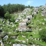 Foto: "Vista panorámica de los Molinos del Folón: conjunto etnográfico de 36 molinos" de Sonia Mª García García