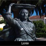 Foto: "Escultura de Pescadera en Vilanova" de Loreto  López Baltar