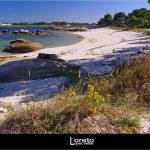 Foto: "Playa del Parque Natural de O Carreirón na Illa de Arousa" de Loreto  López Baltar