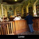 Foto: "Antigüa farmacia en el casco viejo de Pontevedra" de Loreto  López Baltar