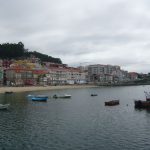 Foto: "Playa y pueblo marinero de Raxó" de Fotos de Galicia